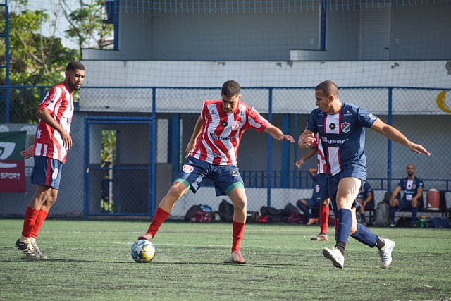 通过该事件 通过该事件